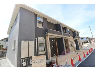 奈良県奈良市西登美ヶ丘6丁目【アパート】の外観