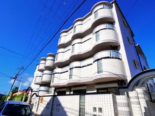 奈良県奈良市あやめ池南2丁目【マンション】の外観