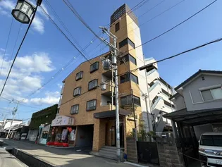 奈良県大和郡山市紺屋町【マンション】の外観