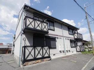 奈良県大和郡山市小泉町【アパート】の外観