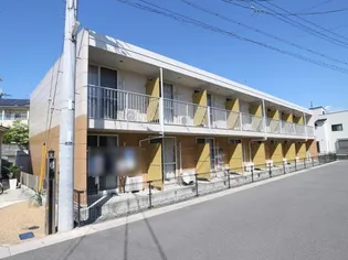 奈良県大和郡山市小泉町【アパート】の外観