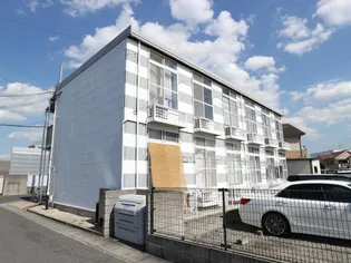 奈良県大和郡山市小泉町東3丁目【アパート】の外観