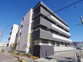 シャーメゾンプレミアス【1階】の外観