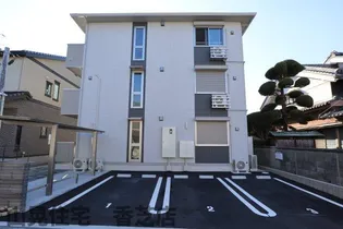 奈良県香芝市下田東2丁目【アパート】の外観