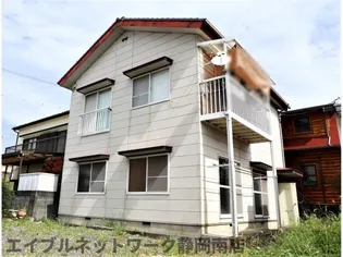 ハイツ岡村【201号室】の外観