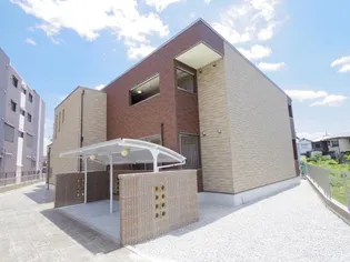 奈良県大和郡山市小泉町【アパート】の外観