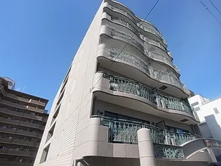 奈良県奈良市西木辻町【マンション】の外観