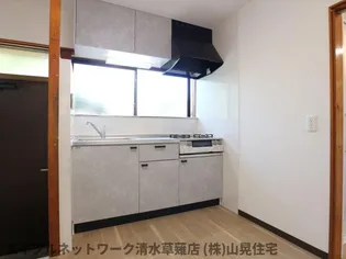 三花園ハイツ【F号室】のキッチン