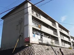 奈良県奈良市学園南3丁目【マンション】の外観