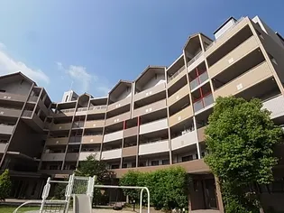 奈良県奈良市中登美ヶ丘4丁目【マンション】の外観