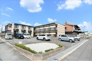 レオパレスくれーる大安寺【210号室】の外観