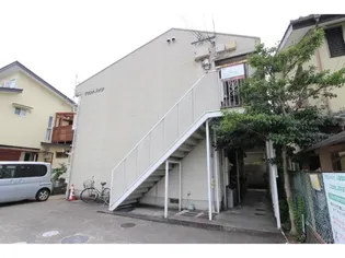 奈良県生駒郡斑鳩町興留8丁目【アパート】の外観