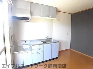 ベイコートA棟【102号室】のキッチン