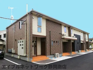 カリーナルナ【1階】の外観