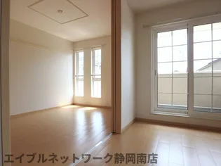 フィデール【2階】の居間