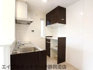 ルリアン縁【1階】のキッチン