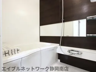 ルリアン縁【1階】の風呂