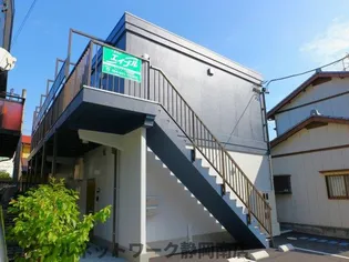 エスターテ(estate)【101号室】の外観