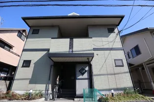 フローラ新大宮【1階】の外観