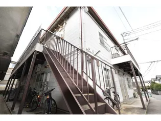 ホワイトヒル【2階】の外観