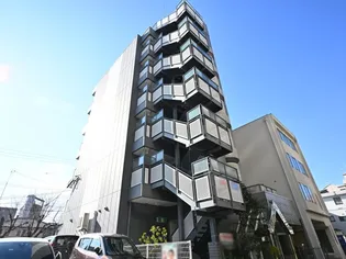 奈良県奈良市三条町【マンション】の外観