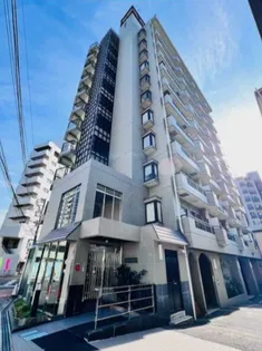 プラザ・ラ・ポール【11階】の外観