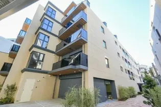 コンフォリア・リヴ文京護国寺【3階】の外観