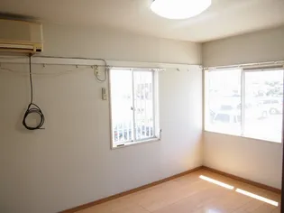 フローラル熊野【102号室】の内装