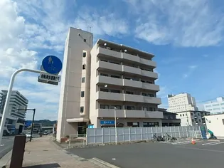 トワメゾン飯田【202号室】の外観