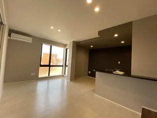 VILLA COURT CARROT8【301号室】の居間