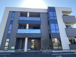 VILLA COURT CARROT8【301号室】の外観