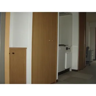 ドミトリー末広【2階】の玄関