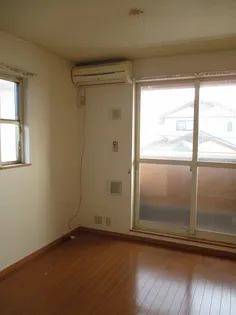 ブルージュ Ⅱ棟【2階】の居間