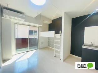 VILLA COURT CARROT7【101号室】の居間