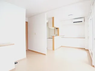 レジデンス・アクアⅠ【2階】の居間