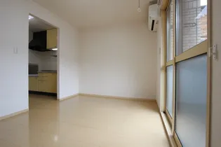 ソレアードV【1階】の外観