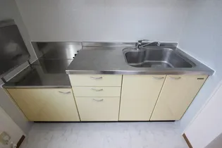 アヴェニール【1階】のキッチン