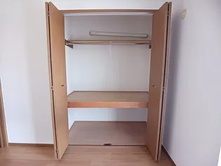 ニューフォンテーヌ【2階】の内装