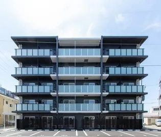 けやき通りレジデンス【3階】の外観