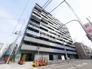 プレサンス難波インフィニティ【3階】の外観