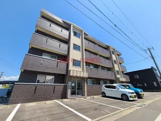 アストラル【2階】の外観