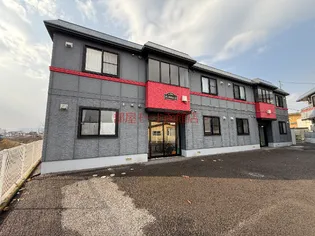 メゾン・ド・リヴィエールB【1階】の外観