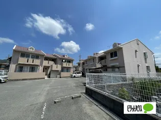 ヤマイチPLAZAサニータウン園部【2階】の外観