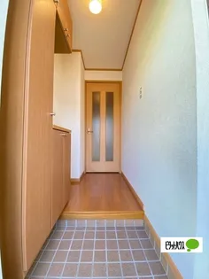 サンリット エアリー【1階】の玄関