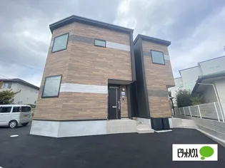 和歌山県和歌山市松ケ丘1丁目【テラスハウス】の外観