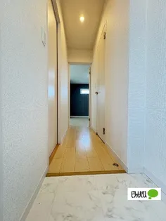 フジパレス黒田Ⅰ番館【301号室】の居間