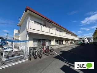 新山荘【2階】の外観