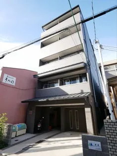 プラムズ天神【2階】の外観