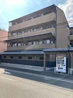 スクウェア ワンの画像