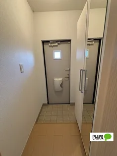 アルフォート藍住【1階】の玄関